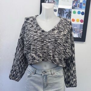 Oversized Black and White Knit Cropped Sweater